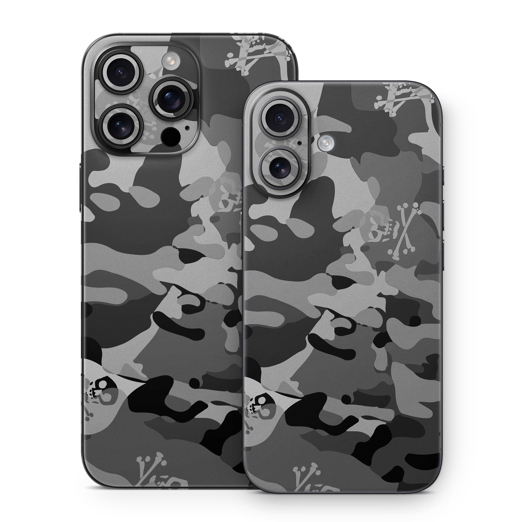 SOFLETE Black Multicam - Apple iPhone 16 Skin