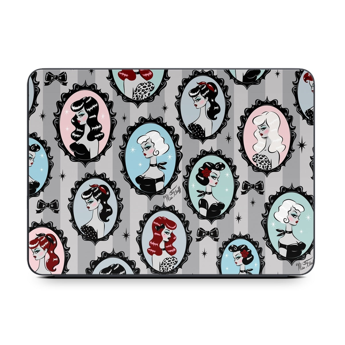 Cameo Dolls - Apple Smart Keyboard Folio Skin