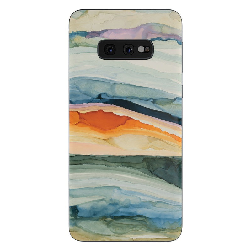 Layered Earth - Samsung Galaxy S10e Skin