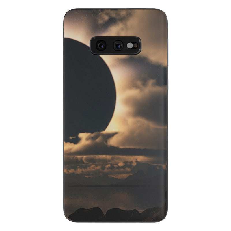 Moon Shadow - Samsung Galaxy S10e Skin