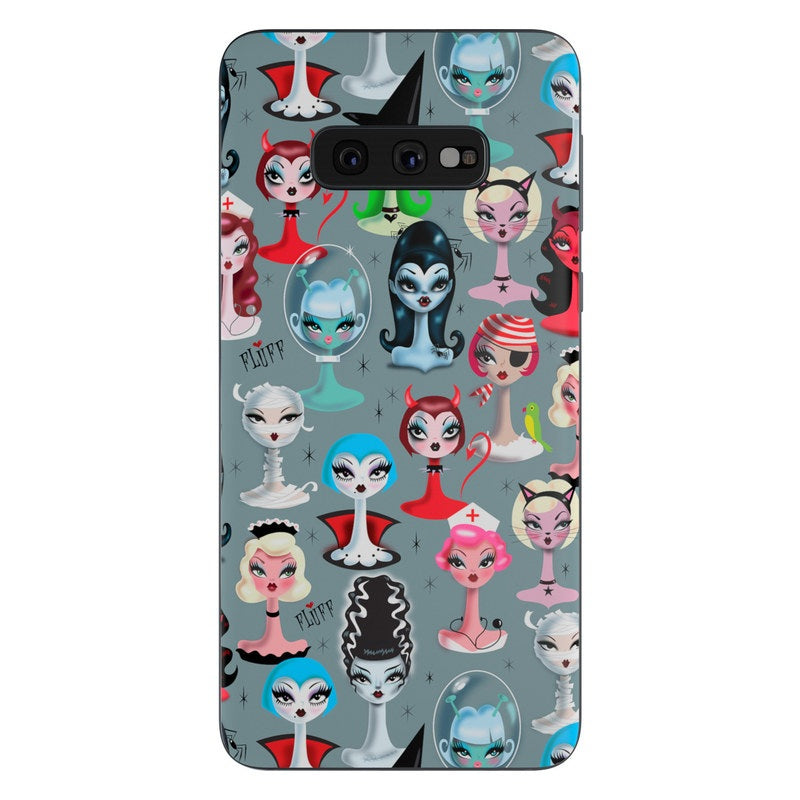 Spooky Dolls - Samsung Galaxy S10e Skin