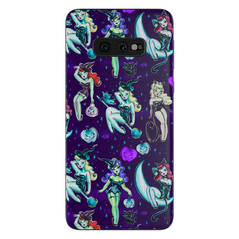 Witches and Black Cats - Samsung Galaxy S10e Skin