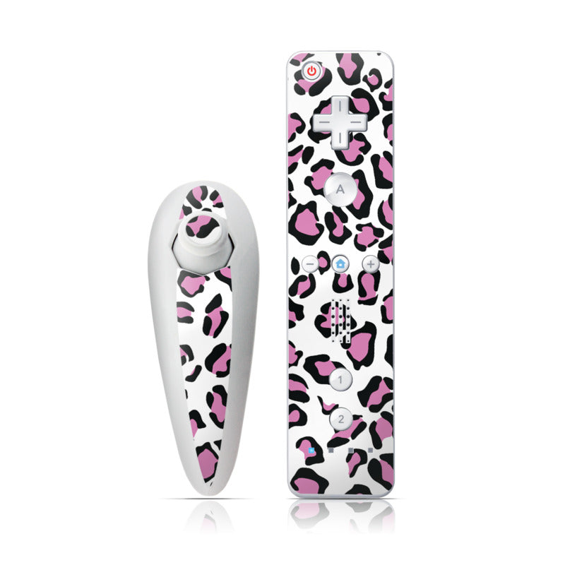 Leopard Love - Nintendo Wii Nunchuk Skin